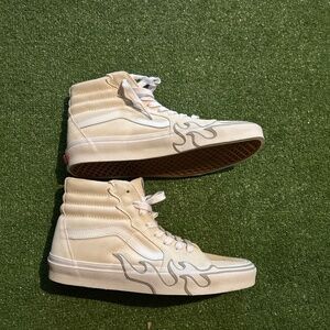 VANS HI TOPS FLAMES CREAM SUEDE MENS  10 NEW